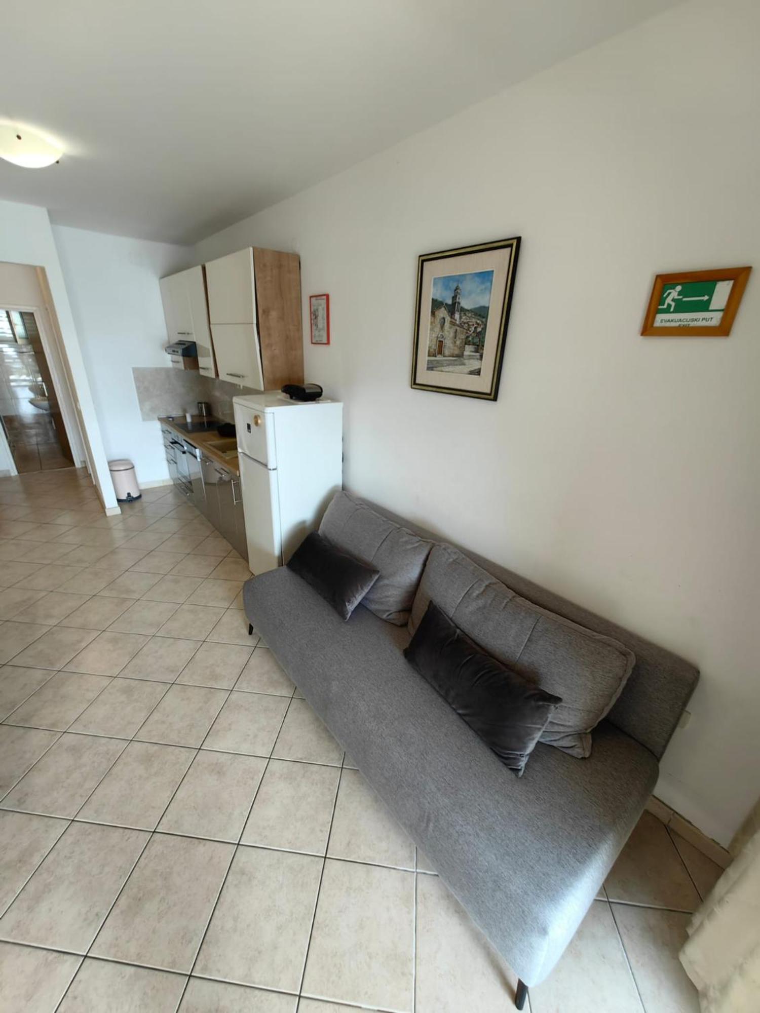 Zal Beach Apartments Prizba Eksteriør bilde