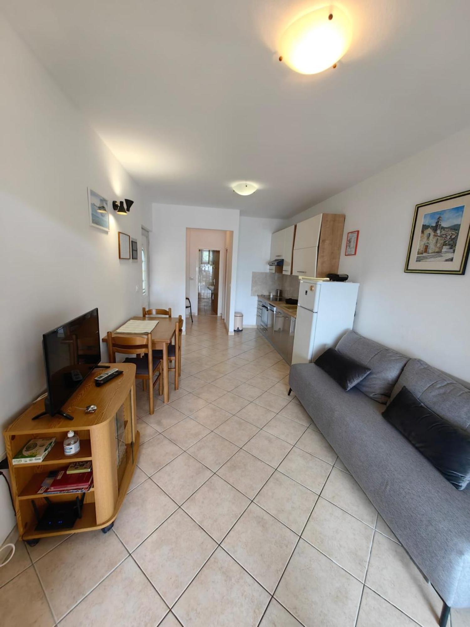 Zal Beach Apartments Prizba Eksteriør bilde
