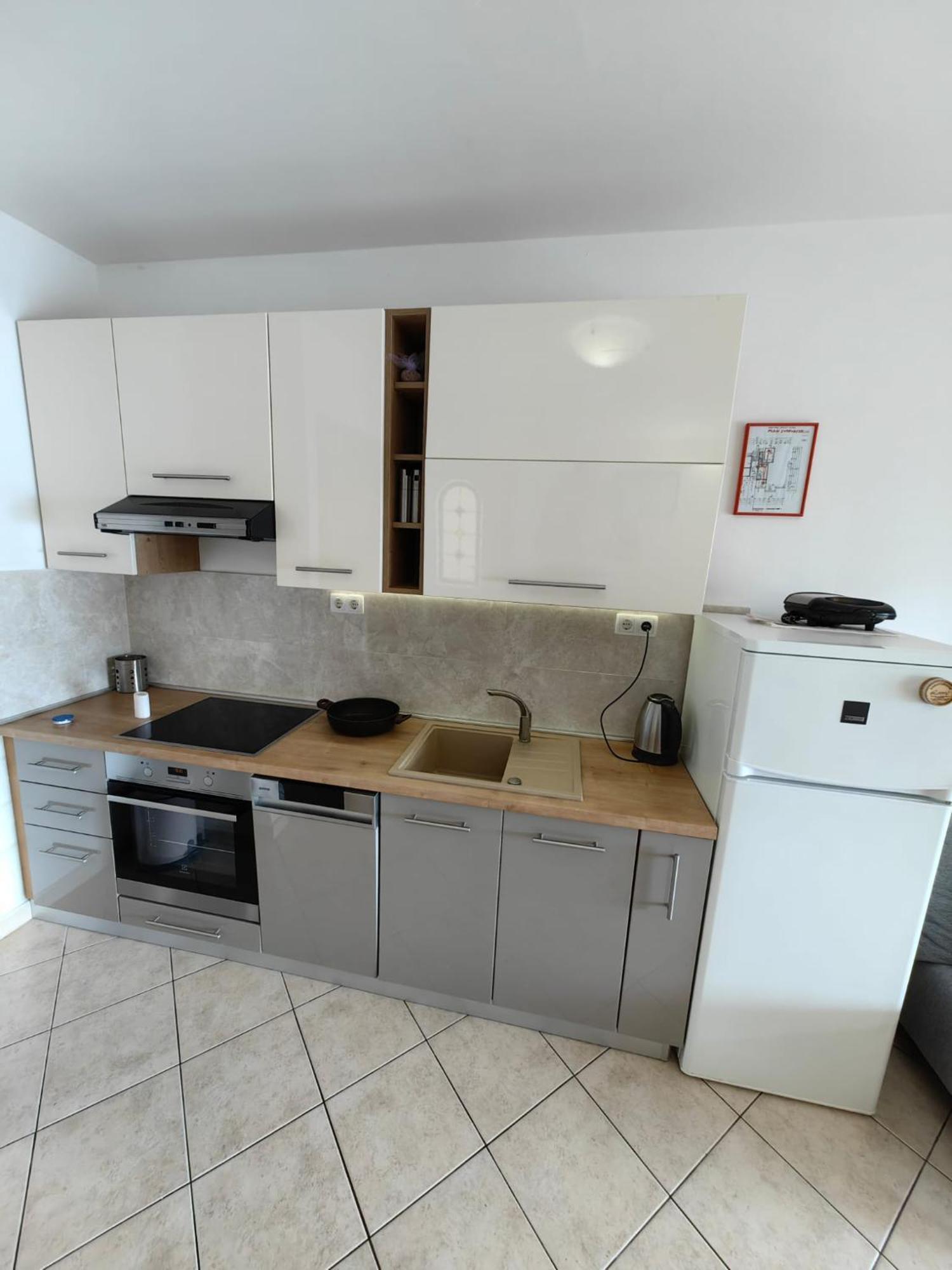 Zal Beach Apartments Prizba Eksteriør bilde