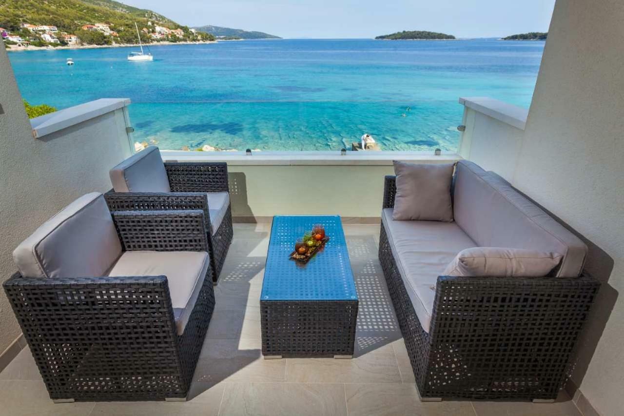 Zal Beach Apartments Prizba Eksteriør bilde
